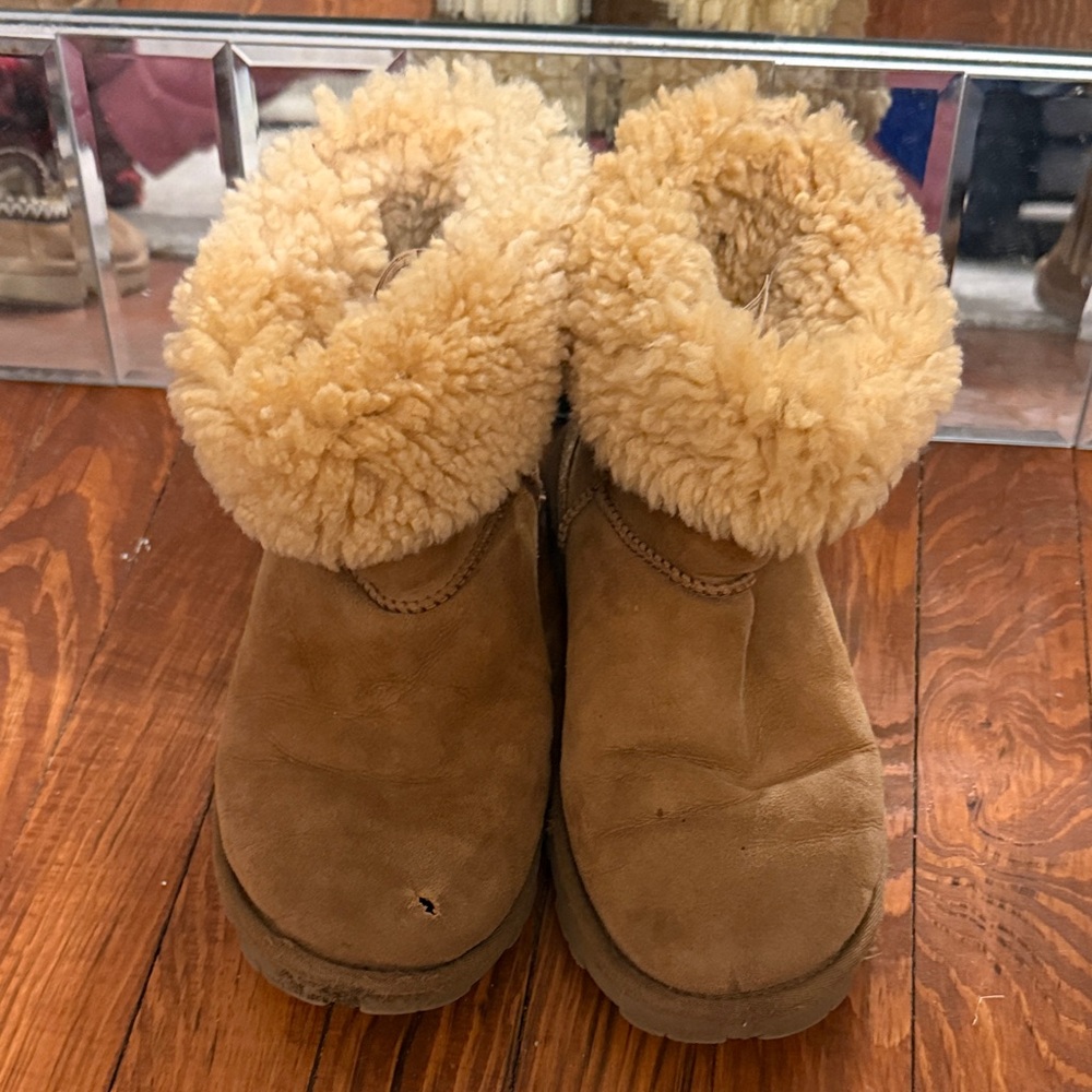 Women UGG Boots size 8